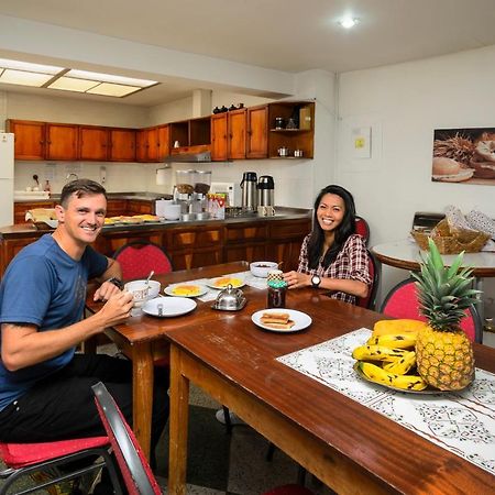 Hostal La Pinta Богота Екстер'єр фото