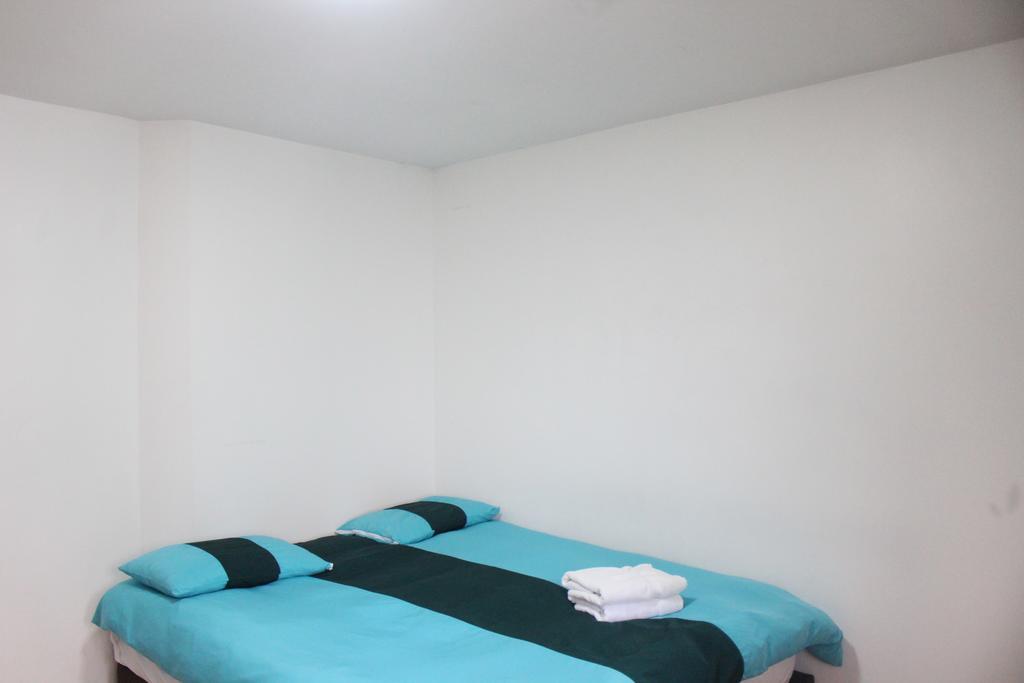 Hostal La Pinta Богота Екстер'єр фото