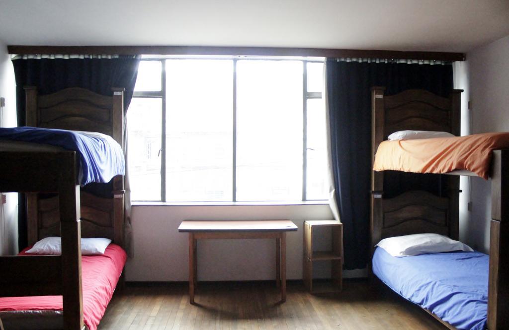Hostal La Pinta Богота Екстер'єр фото