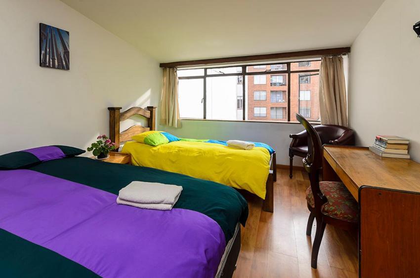 Hostal La Pinta Богота Екстер'єр фото