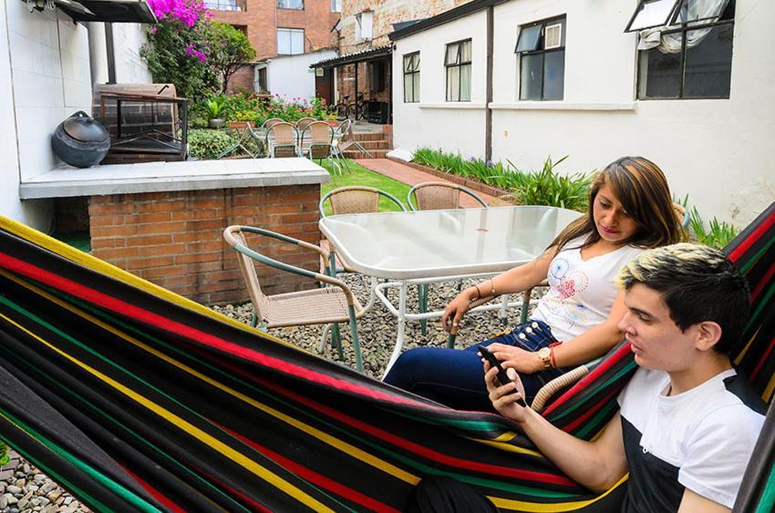 Hostal La Pinta Богота Екстер'єр фото