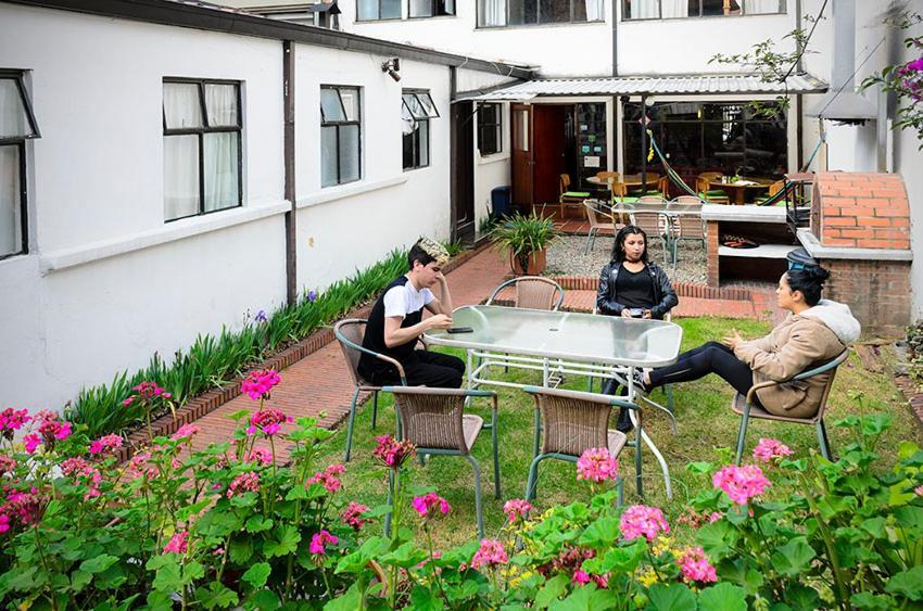 Hostal La Pinta Богота Екстер'єр фото